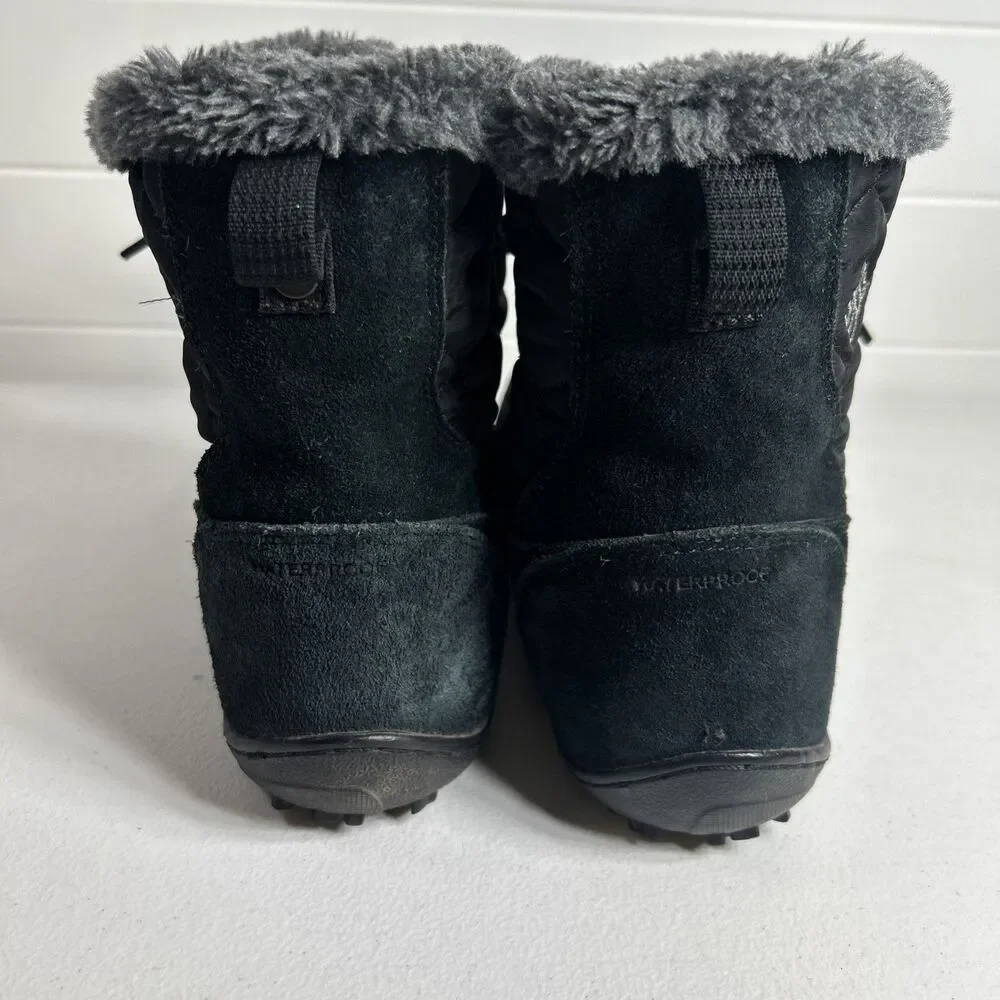Columbia Boots Women’s Size 8 Black Shorty Suede Quilted Omni Heat Waterproof